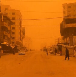 Tempestade de poeira cobre Gaza e autoridades alertam população