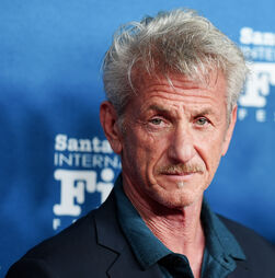 Em noite de vitória nos Óscares, Sean Penn escolheu a Ucrânia e não foi à cerimónia