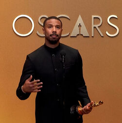 “Sonhem em grande e sejam gentis”: A mensagem de Michael B. Jordan após conquistar Óscar de Melhor Ator