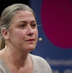 Filha de Gisèle Pelicot clama por justiça: “Sei que o meu pai me violou. Sou a grande esquecida do caso”