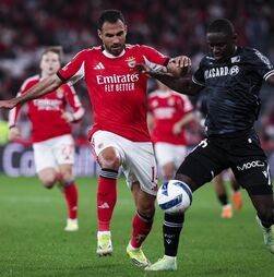 I Liga: Benfica vence V. Guimarães e Pavlidis regressa aos golos