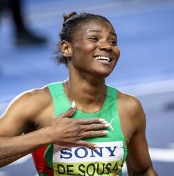 Agate Sousa campeã mundial do salto em comprimento 18 anos depois de Naide Gomes