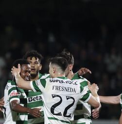 I Liga: Sporting volta a assumir o segundo lugar com triunfo em Alverca por 4-1