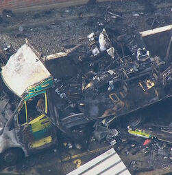 Imagens aéreas mostram ambulâncias destruídas após alegado ataque antissemita em Londres