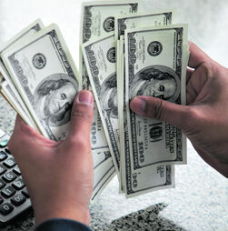 EUA: Assinatura de Trump aparecerá em dólares norte-americanos