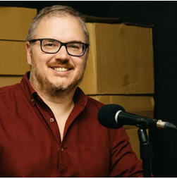 Marco Neves: 'A palavra filho vem de sugador, aquele que suga o leite da mãe'