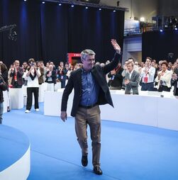 Carneiro: 'Governo está a ser parco na resposta que está a dar ao custo de vida das pessoas'