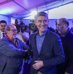 PS/Congresso: Lista de Carneiro para a Comissão Nacional eleita com 88,9%