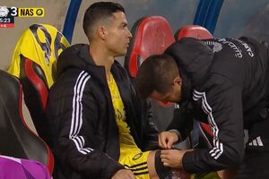 Cristiano Ronaldo saiu lesionado no triunfo do Al Nassr frente ao Al Fayha