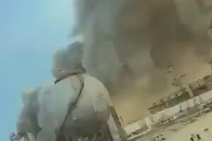 Imagens mostram nuvem de fumo sobre refinaria de petróleo na Arábia Saudita atingida por drone