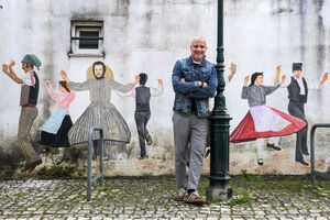 Daniel Kenedy está a treinar o Riachense. Como jogador, passou por Benfica, FC Porto, Marítimo ou PSG