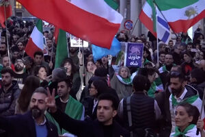 Iranianos manifestam-se em Roma em apoio aos EUA e a Israel 
