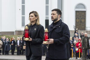 Volodymyr Zelensky com a mulher, Olena Zelenska