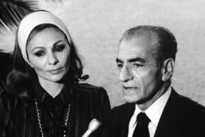 Mohammad Reza Pahlavi e Farah Diba Pahlavi passam férias num resort