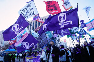 Manifestação feminista na Coreia do Sul celebra o Dia Internacional da Mulher