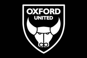 Amelia Aplin representava a formação do Oxford United