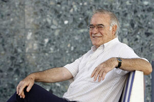 Morreu o escritor e jornalista Mário Zambujal 