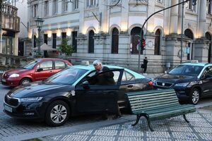 Taxistas pedem apoio ao Governo