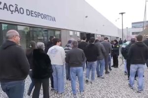 Dia de todas as decisões no Sporting: sócios já começaram a votar para eleger presidente do clube