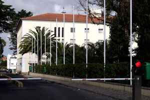 Na cantina da escola dos Salesianos há 'comida para os ricos' e para 'os pobres'