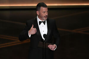 Kimmel apresentou dois prémios durante a cerimónia de domingo