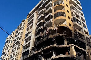 Ataques aéreos israelitas destroem vários edifícios no sul de Beirute