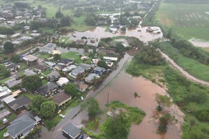 Alerta máximo no Havai: barragem pode ceder a qualquer momento