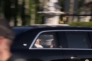 Trump regressa ao campo de golfe em West Palm Beach