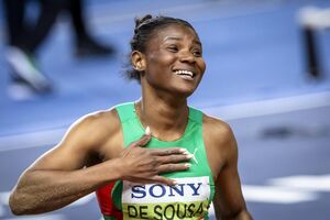 Agate Sousa conquistou o ouro no Mundial de pista curta