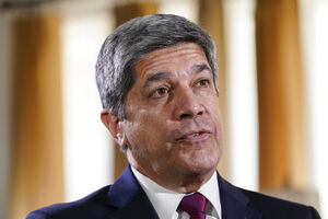 Vice-ministro dos Negócios Estrangeiros de Cuba, Carlos Fernández de Cossío
