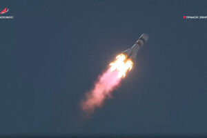 Rússia envia nave com mantimentos para a Estação Espacial Internacional