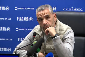 Rui Borges e a lesão de Nuno Santos: "Esteve 15 meses parado, quando se volta o corpo chia em alguns sítios"