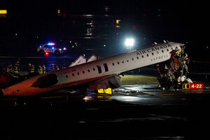 Avião da Air Canada sofreu danos na sequência de um incidente no aeroporto