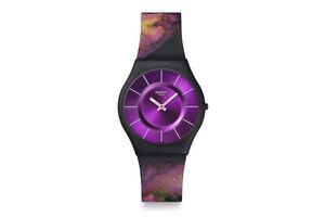 Swatch revela coleção Painted Paradise com minimalismo e toque tropical.
