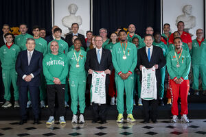 Seguro e Montenegro com a comitiva portuguesa