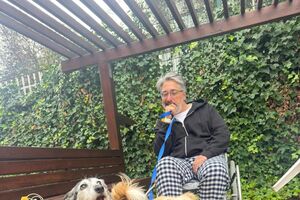 Nuno Markl regressa a casa após AVC e recebe carinho de animais