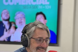 Nuno Markl emociona-se no regresso à Rádio Comercial, no aniversário da estação