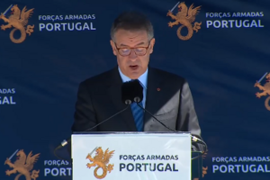 Presidente da República defende "modernização" das Forças Armadas perante "ameaças à ordem internacional"