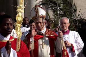 Papa Leão XIV celebra o Domingo de Ramos, dando início à Semana Santa