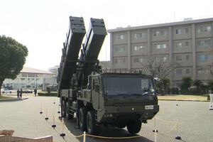 Japão reforça capacidade militar com primeiros mísseis de longo alcance