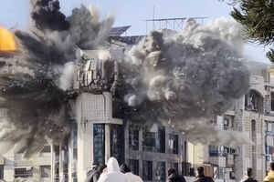 Vídeo capta momento em que subúrbios do sul de Beirute são bombardeados