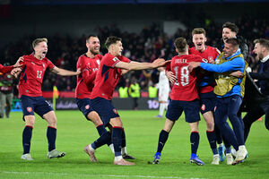 Equipa da República Checa celebra apuramento para o Mundial 2026
