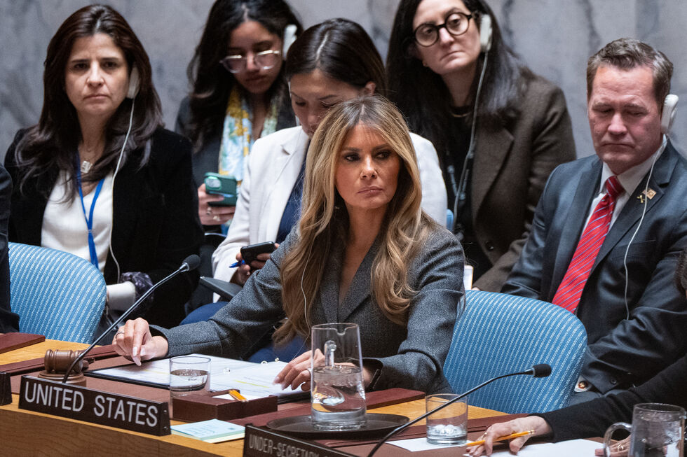 Melania Trump defende 'paz através da educação' na ONU após ataque no Irão
