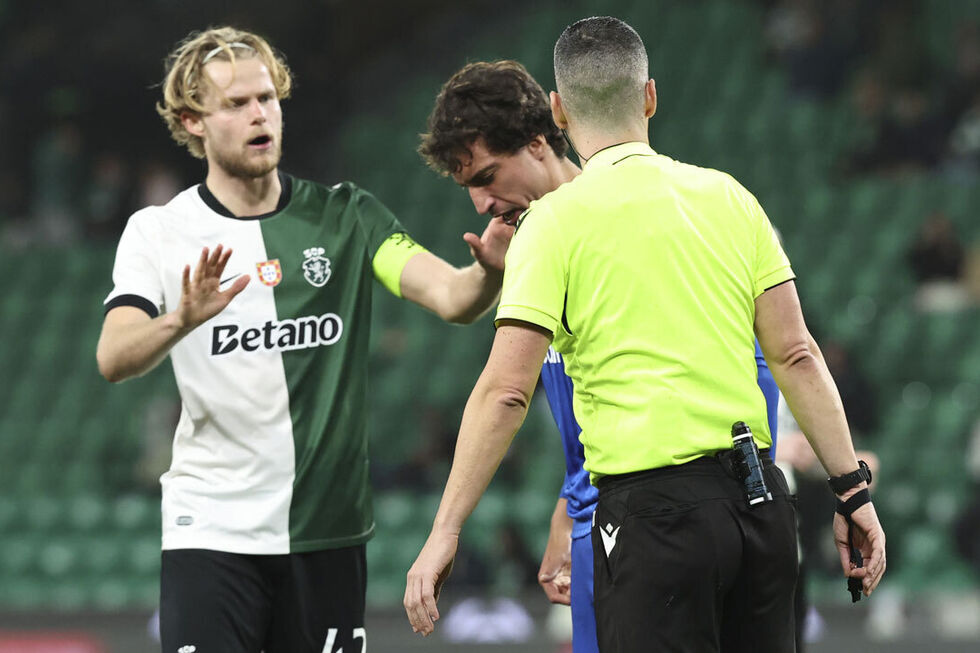 FC Porto queixa-se de agressão de Hjulmand a Galletto no Sporting-AVS