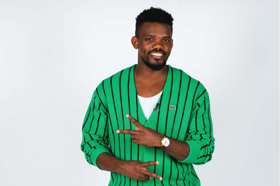 O humorista está em digressão com o espetáculo 3.º Round, e faz mais uma vez parte do elenco da nova temporada do Taskmaster