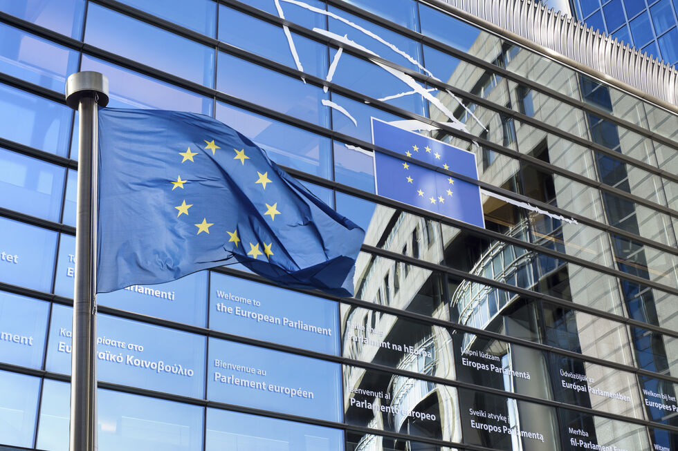 UE mpõe sanções a nove militares russos por massacre de Bucha