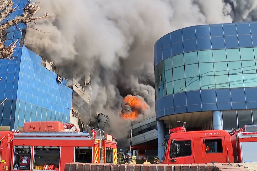 Incêndio em fábrica na Coreia do Sul faz mais de 50 feridos