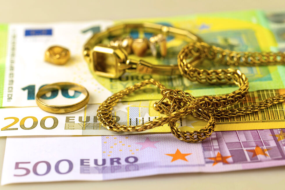 Ouro atingiu o seu nível mais baixo desde o final de dezembro 