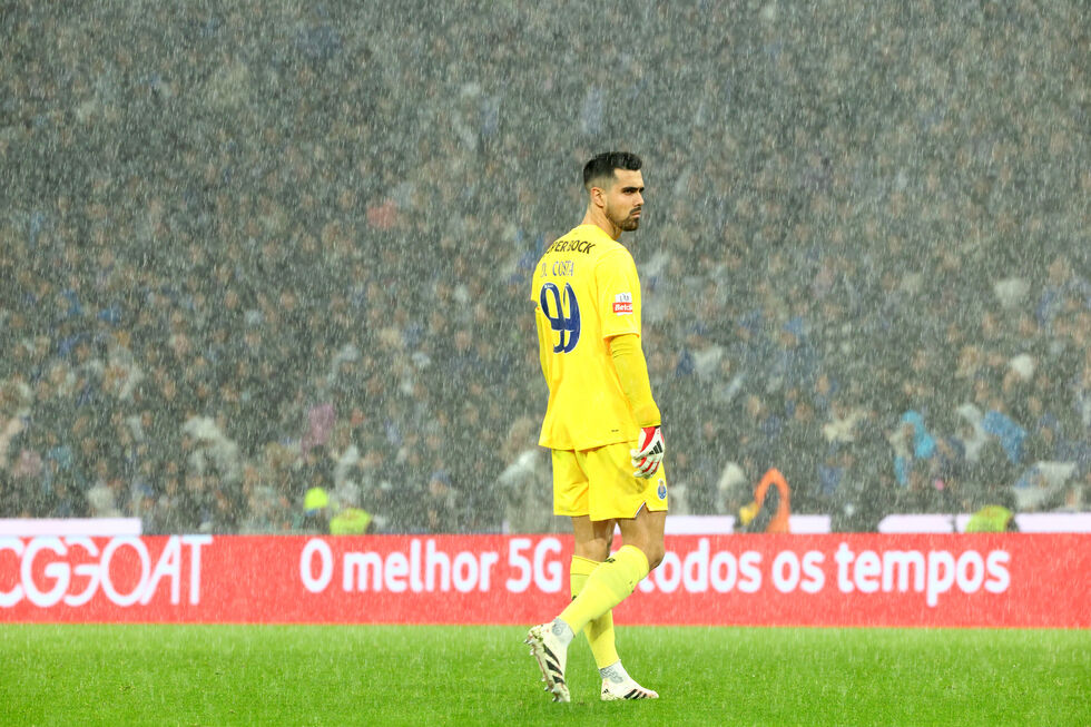 Guarda-redes Diogo Costa