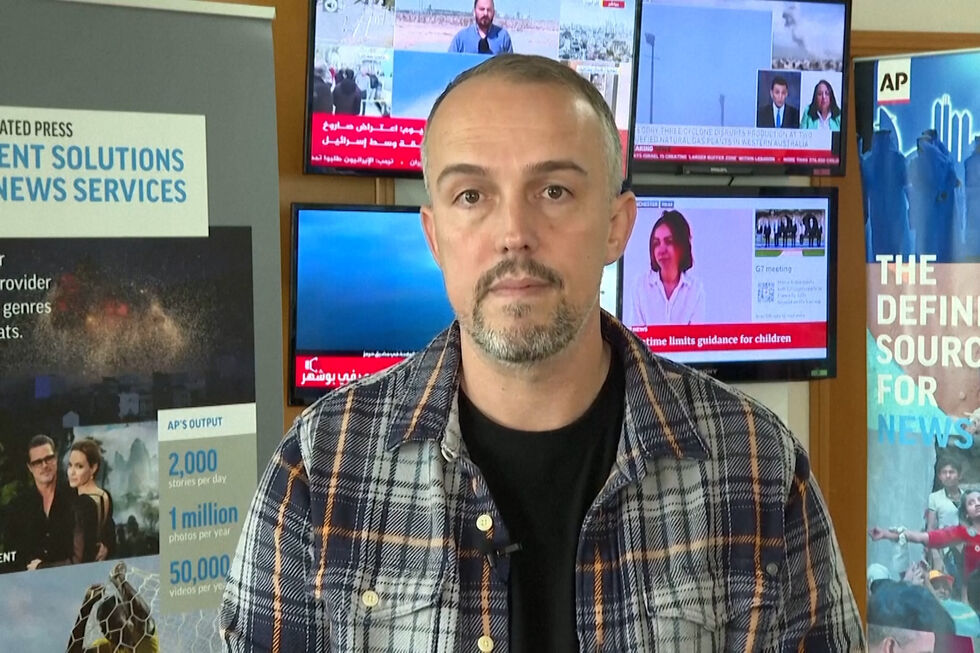 Como está o Irão a responder à guerra no momento em que se assinala um mês de conflito?